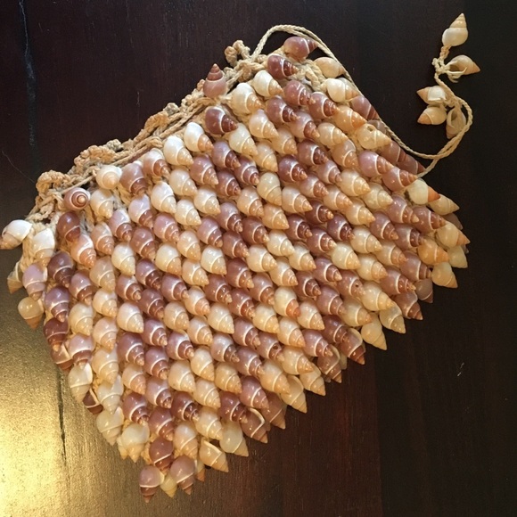 Shell Drawstring/clutch Purse - Picture 2 of 8